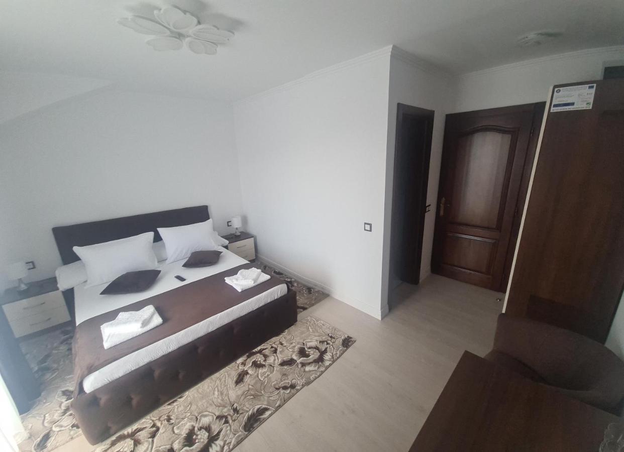 Pensiunea Gold Wellness&Spa Chiscau Buitenkant foto